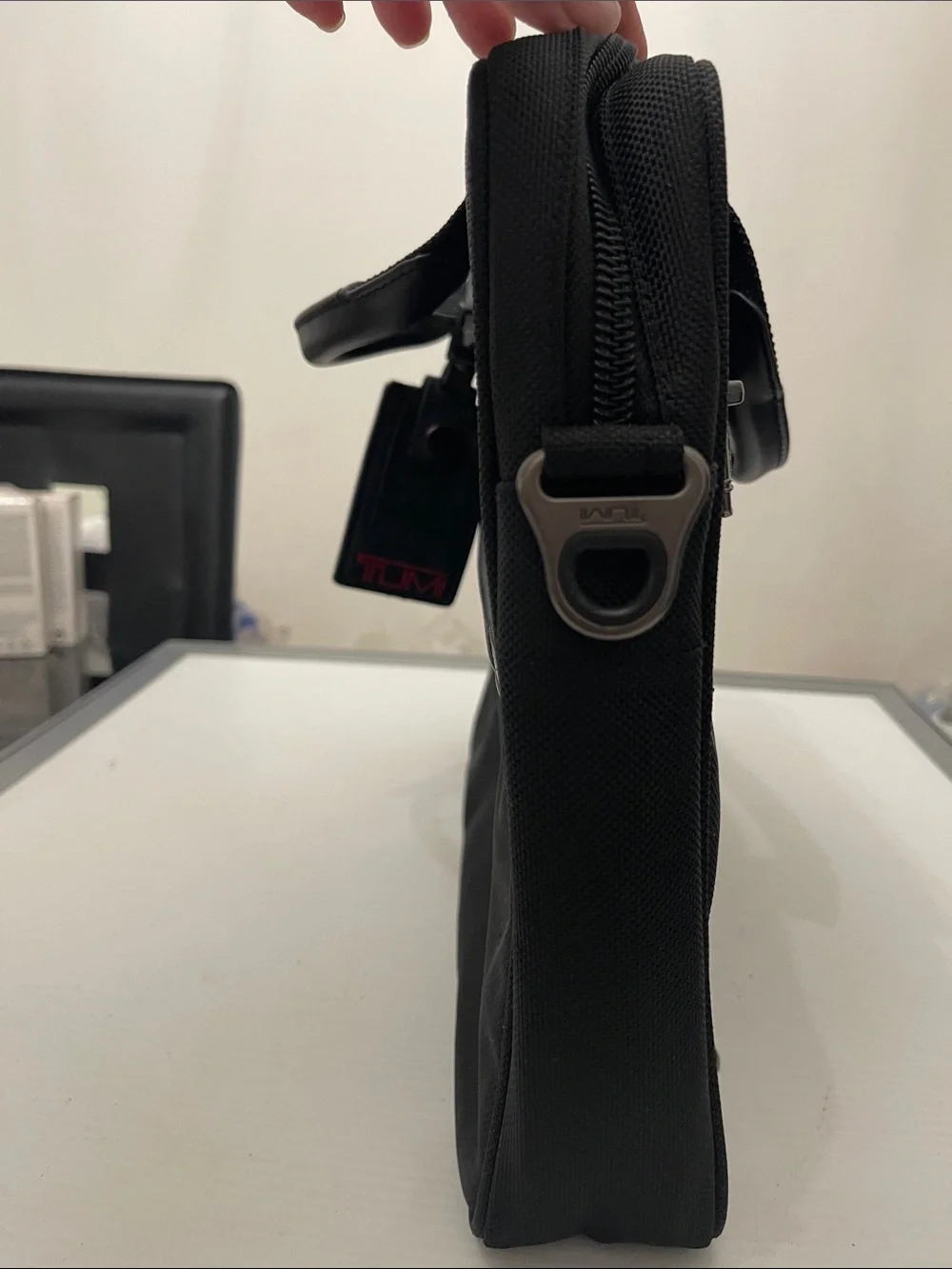 TUMI BALLISTIC NYLON LAPTOP, IPAD TRAVEL BAG SIZE M